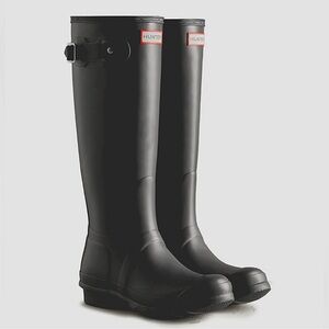 HUNTER BLACK TALL RAIN BOOTS SIZE 7